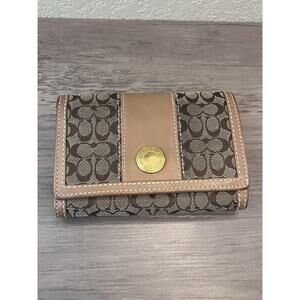 Coach Madison Women's Medium Brown Pleated Leather Bifold Wallet with Snap